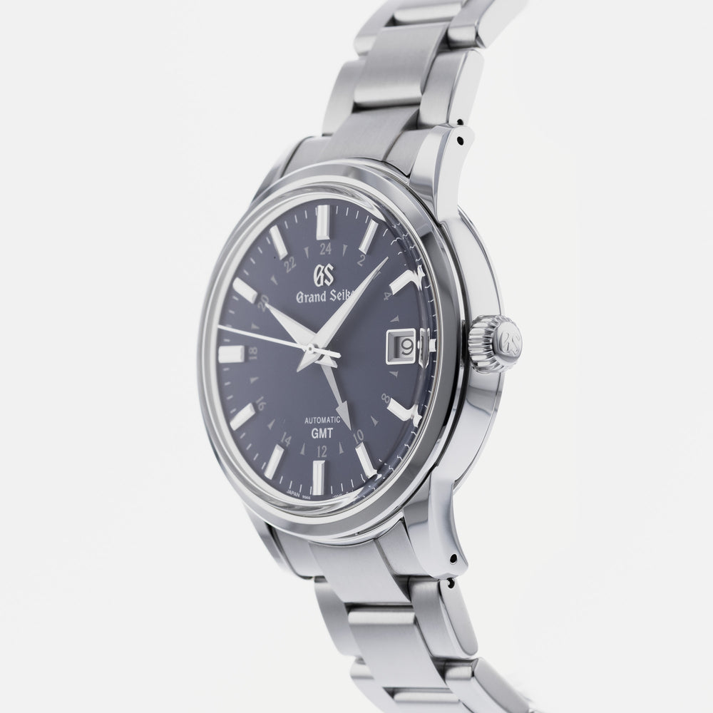 Grand Seiko Elegance GMT SBGM239 2