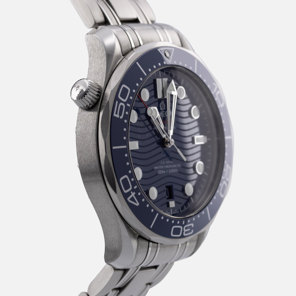 OMEGA Seamaster 300M 210.30.42.20.03.001 4