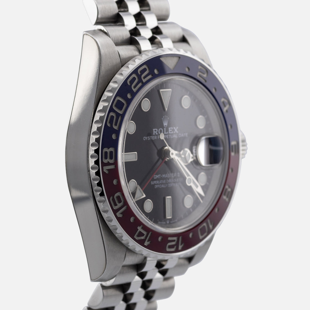 Rolex GMT-Master II 126710 4