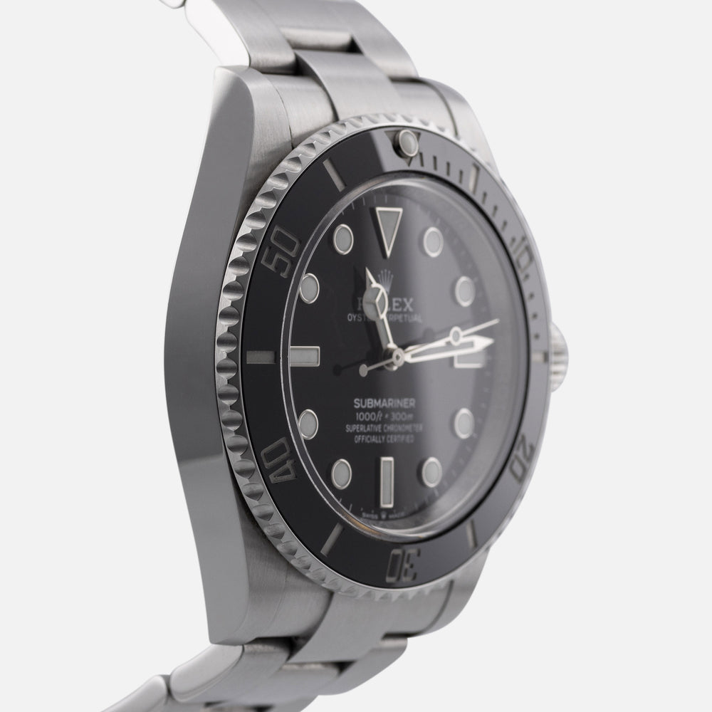 Rolex Submariner 124060 4