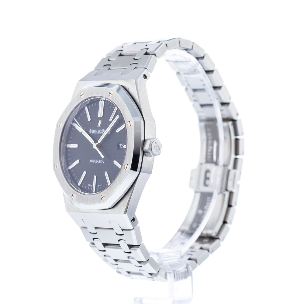 Audemars Piguet Royal Oak 15400ST.OO.1220ST.01 2