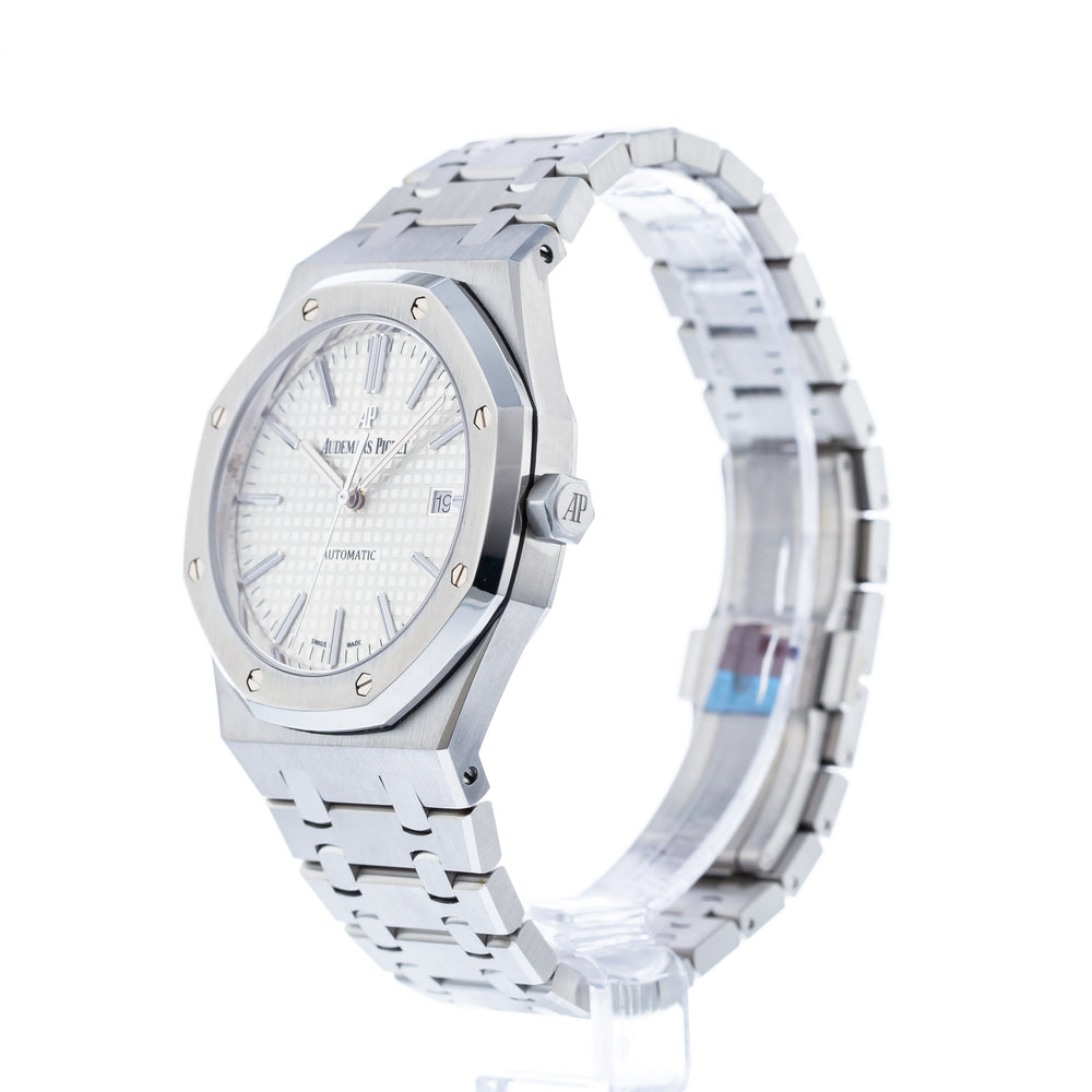 Audemars Piguet Royal Oak 15400ST.OO.1220ST.02 2