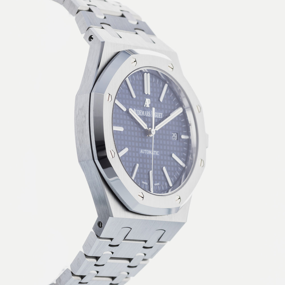 Audemars Piguet Royal Oak 15400ST.OO.1220ST.03 4