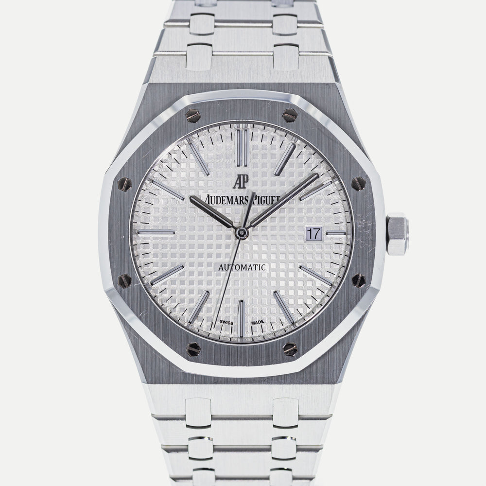 Audemars Piguet Royal Oak 15400ST.OO.1220ST.02 1