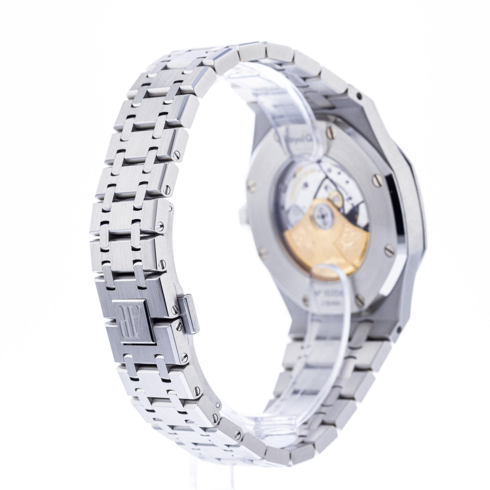 Audemars Piguet Royal Oak Boutique Edition 15400ST.OO.1220ST.03 5