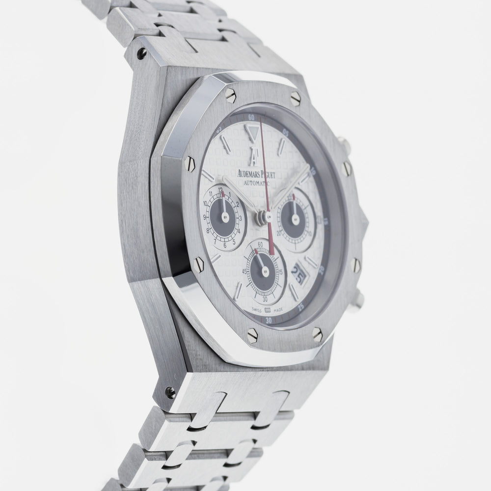 Audemars Piguet Royal Oak Chronograph 26300ST.OO.1110ST.06 4