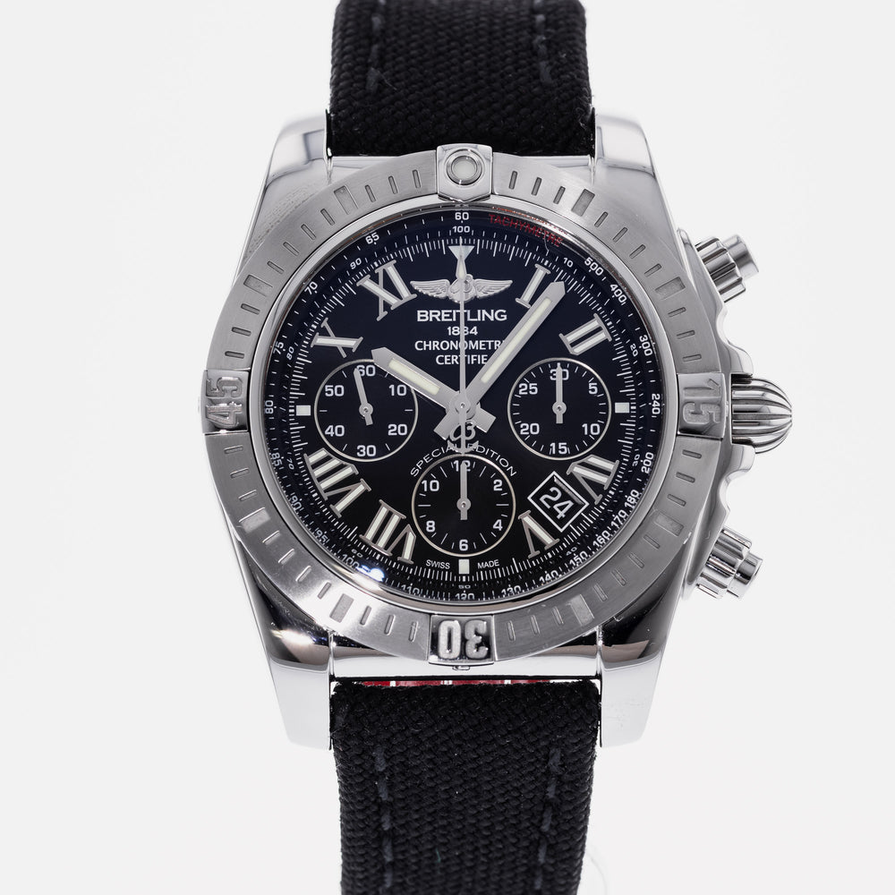 Breitling Chronomat AB0115 1