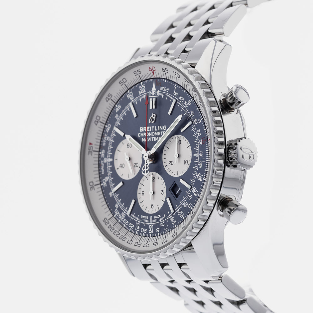 Breitling Navitimer 01 AB0127 2