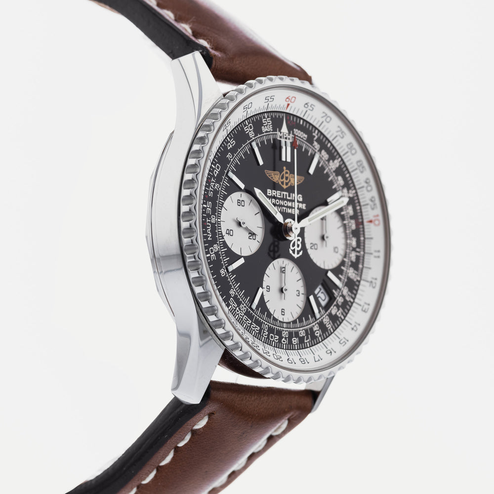 Breitling Navitimer A23322 4