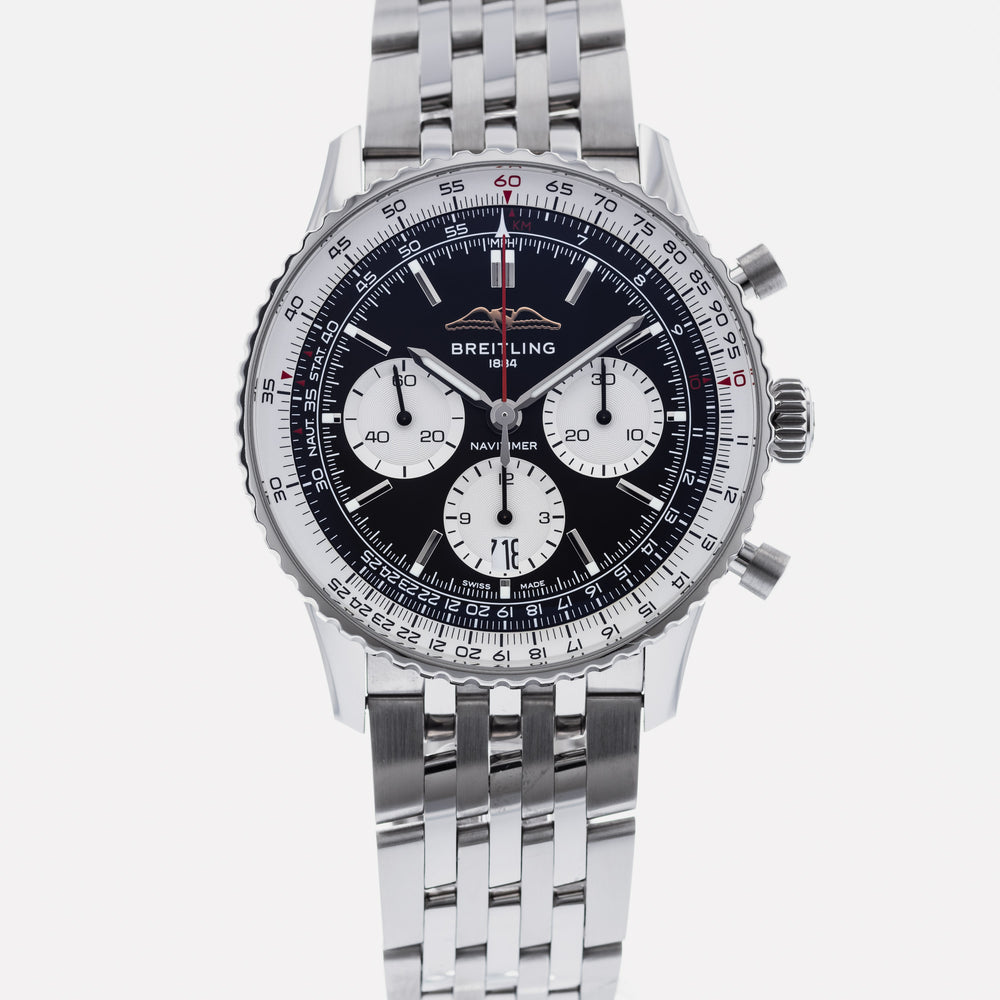 Breitling Navitimer AB0138 1