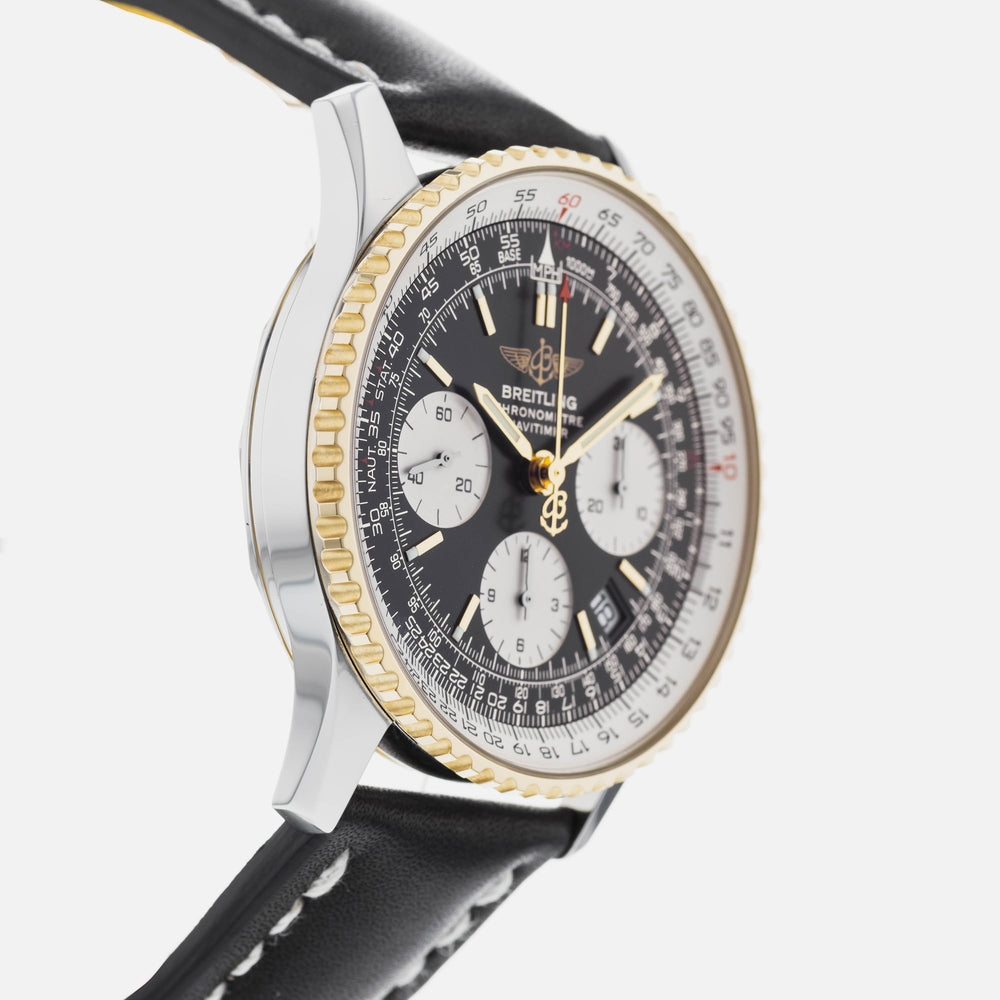 Breitling Navitimer D23322 4