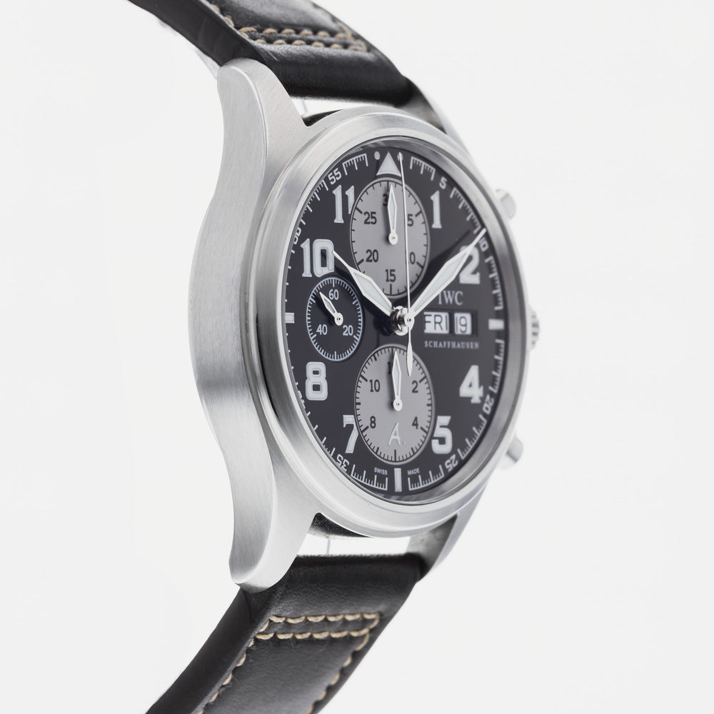 IWC Pilot Antoine De Saint-Exupery IW3717-09 4