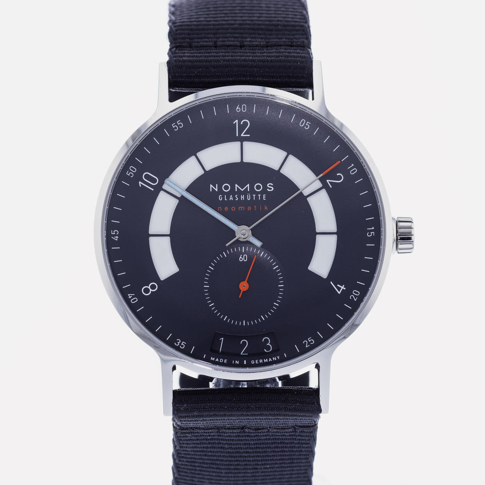 Nomos Autobahn 1302 1