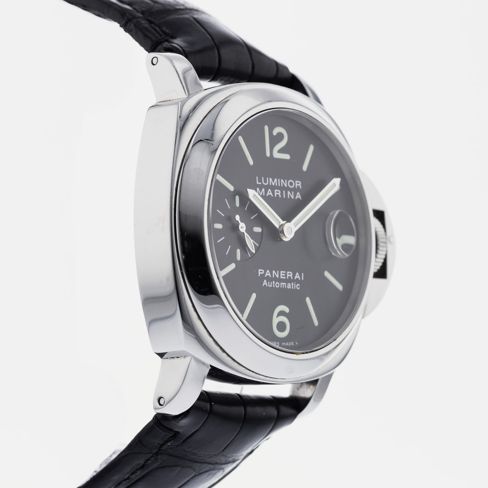 Panerai Luminor Marina PAM 104 4