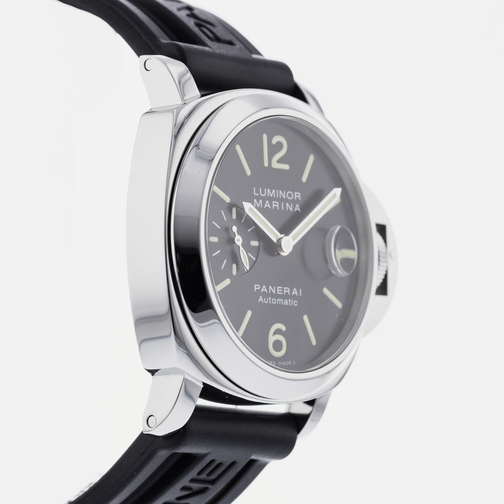 Panerai Luminor Marina PAM 104 4