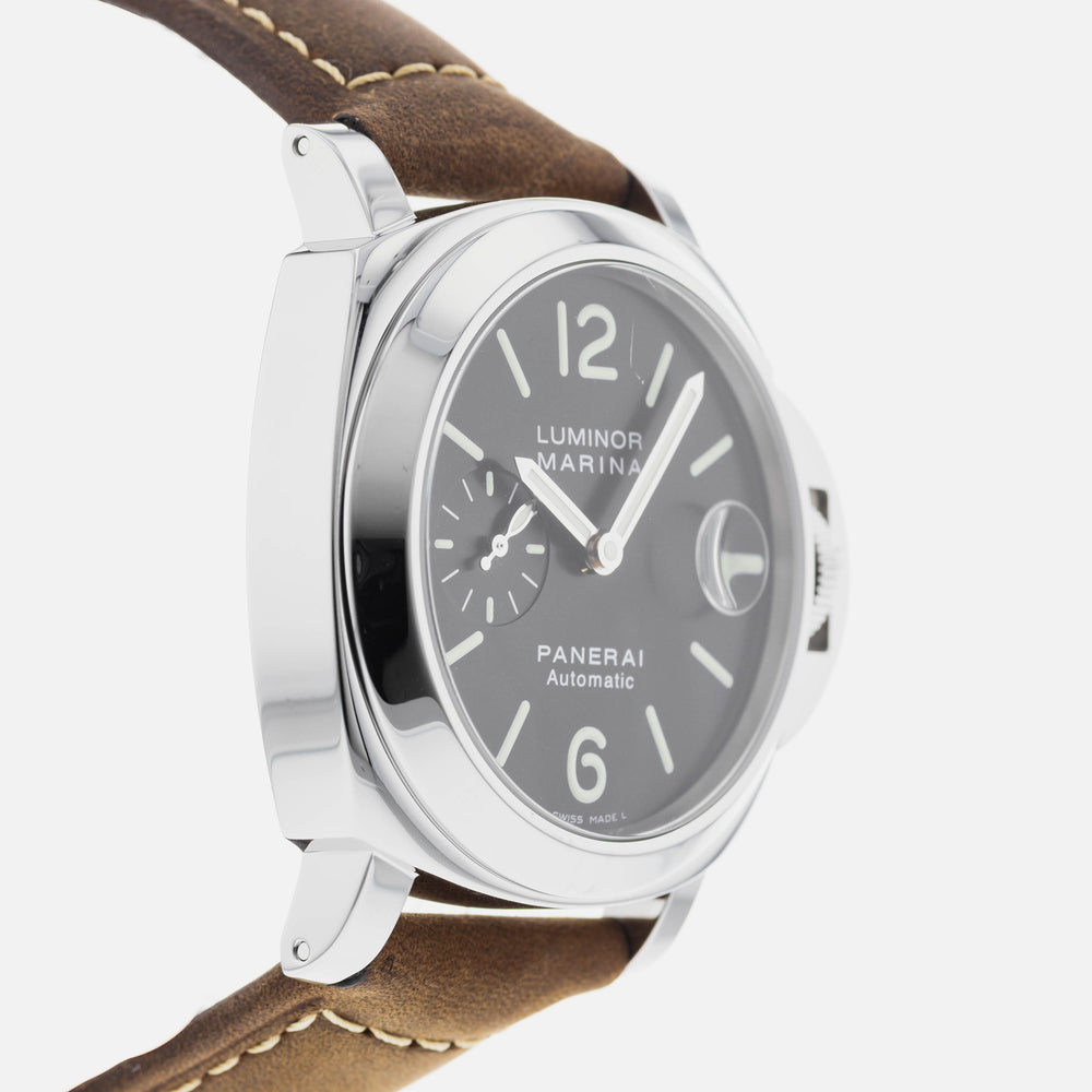 Panerai Luminor Marina PAM 104 4