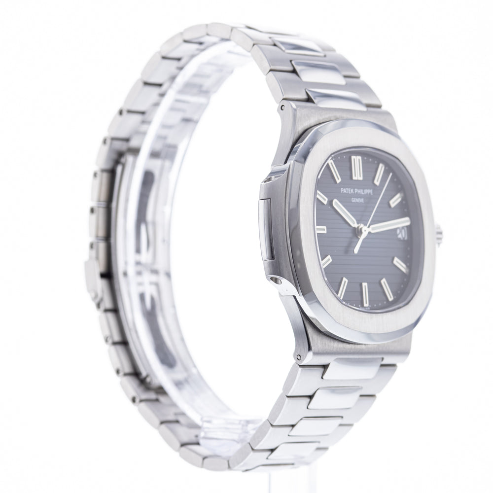 Patek Philippe Nautilus 5711A 6