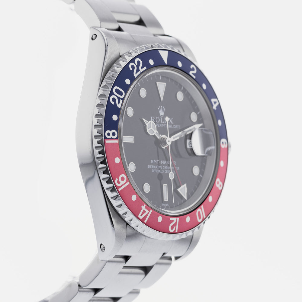 Rolex GMT-Master 16700 4